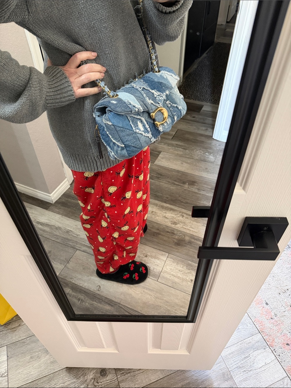 Coach Distressed Denim Patchwork Quilted Tabby 26 Like New!!!!🚨 - Picture 13 of 14